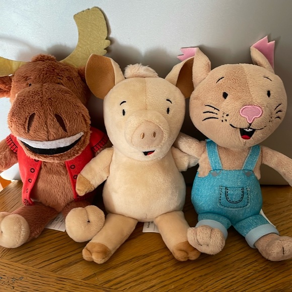 Amazon Other - If You Give a Mouse a Cookie Plush Set - Mouse, Moose, & Pig (3 Plush set)